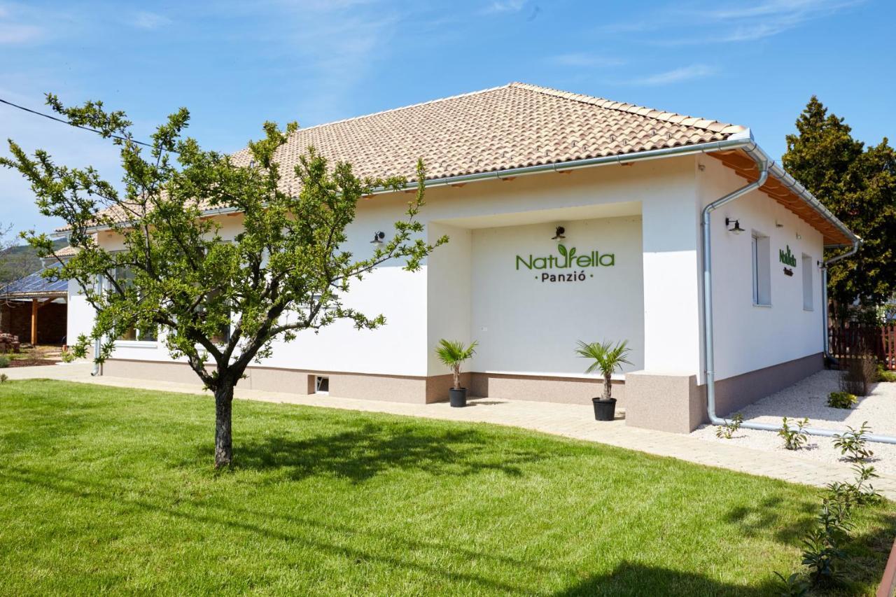 Naturella Panzió Bed & Breakfast *